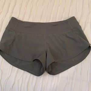 Lululemon Speed Up Shorts size 4